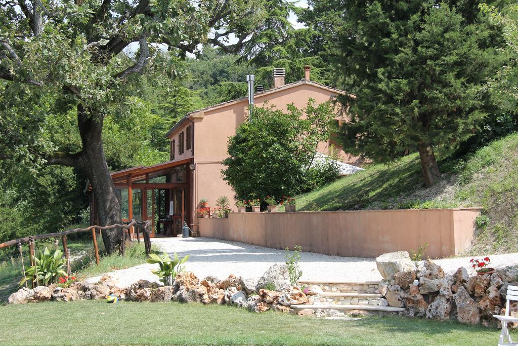 Agriturismo Gioie Di Campagna Fabriano Exterior photo